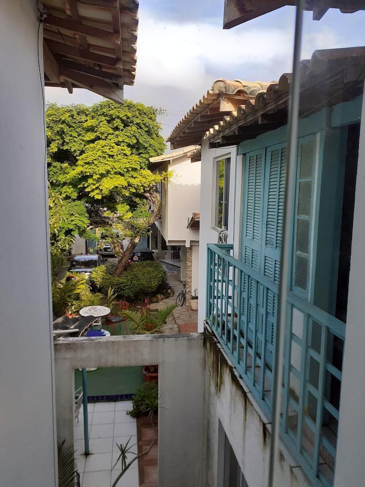 Aroma De Geriba Bed & Breakfast